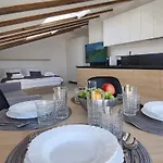 Dea Del Mar شقة *