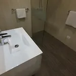 Dea Del Mar شقة إيزولا