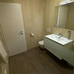 Dea Del Mar * إيزولا