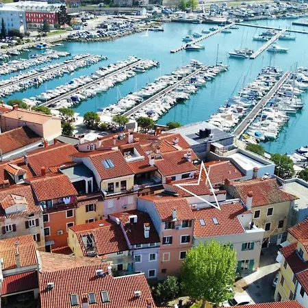 Dea Del Mar Izola