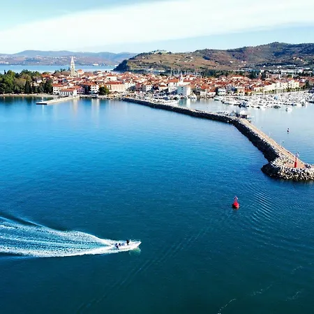 Dea Del Mar Apartment Izola