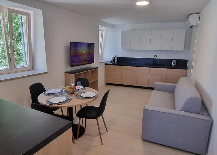 アパート Dea Del Mar *