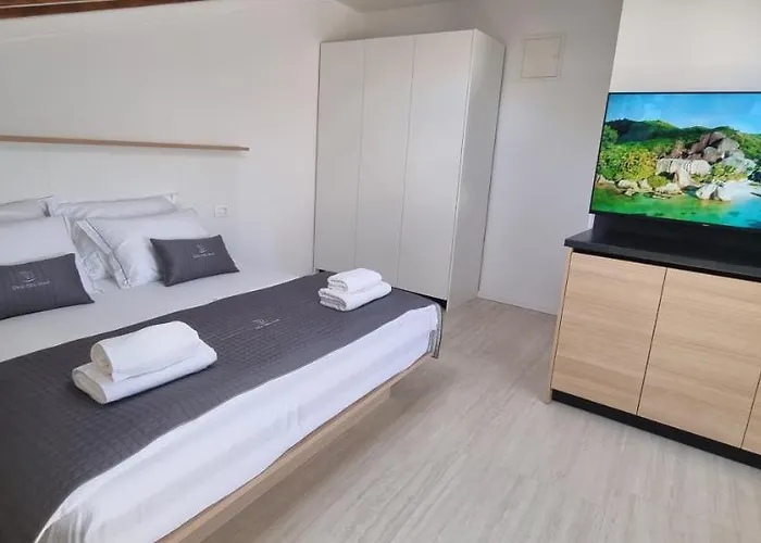 Dea Del Mar イゾラ